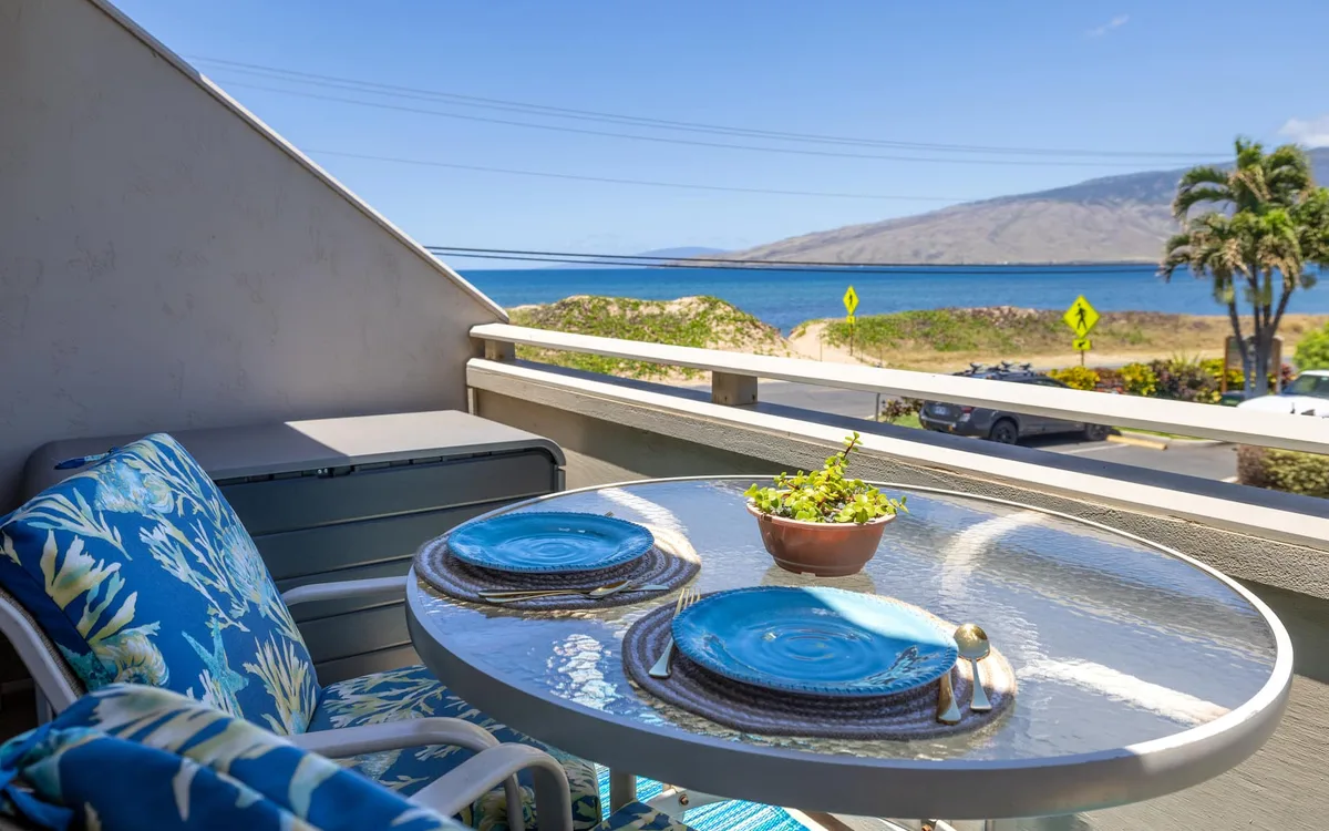 Website design for beachfront stays in Hawaii