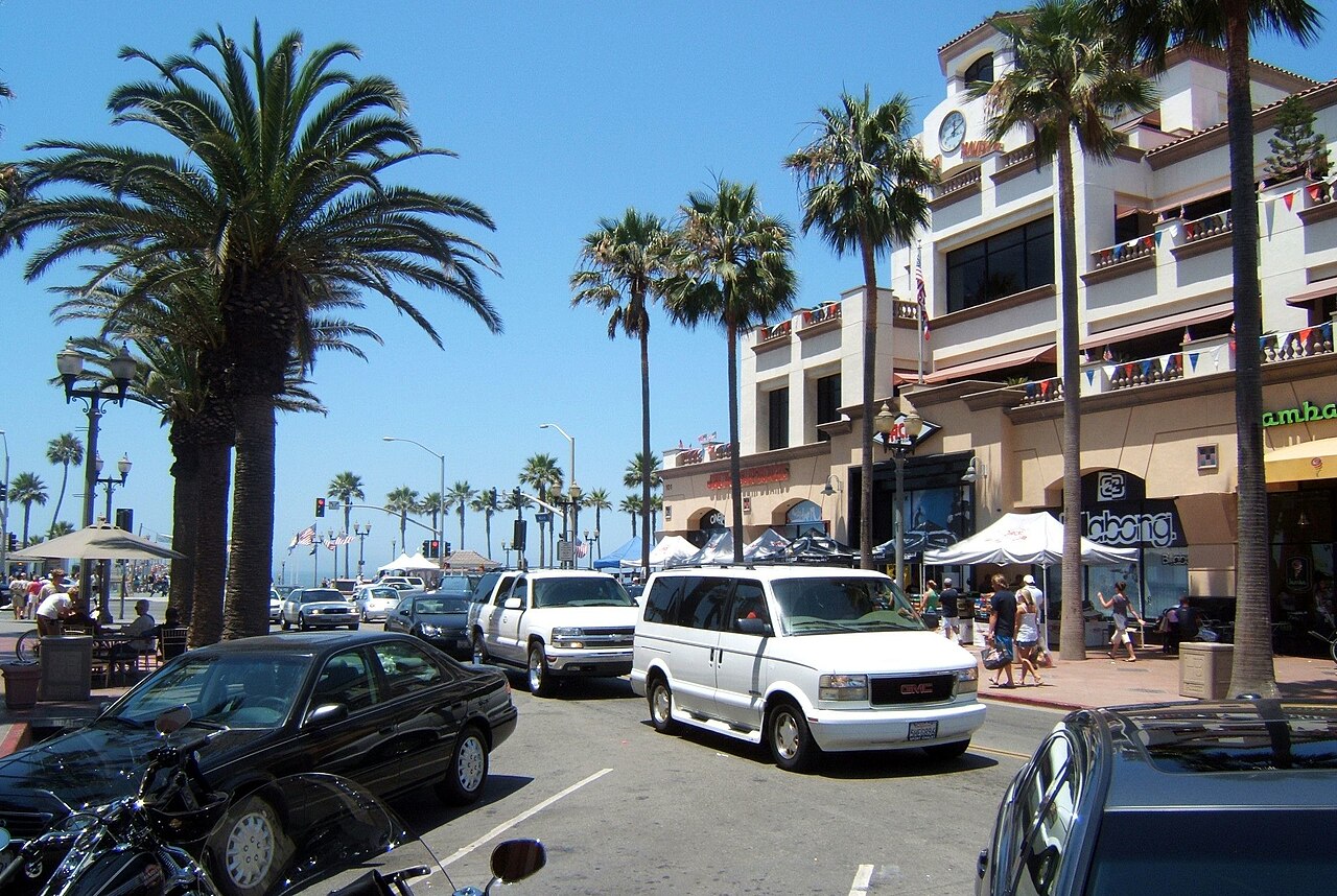 Huntington Beach &mdash; Huntington Beach CA USA (cropped)
