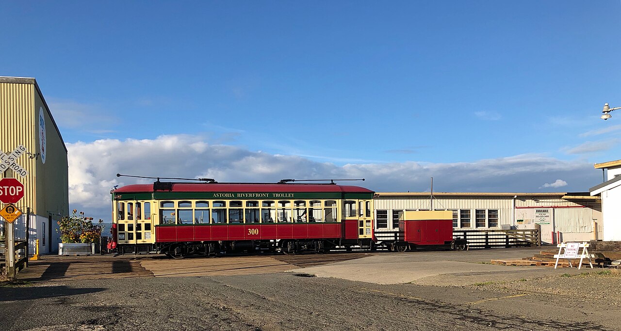 Astoria &mdash; Astoria, Oregon tram September 2018