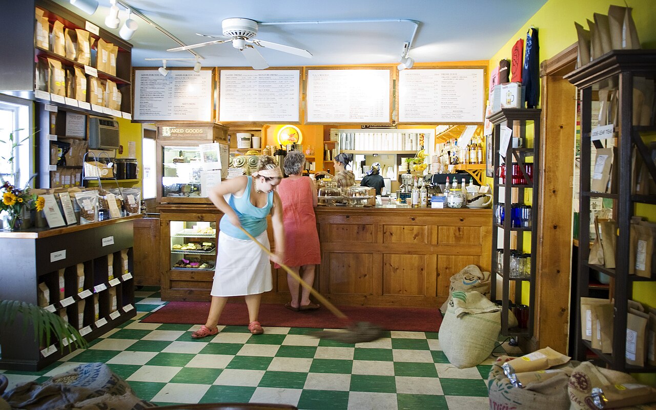 Saugatuck &mdash; Uncommon Ground - Saugatuck MI - Flickr - ^Ann Gordon