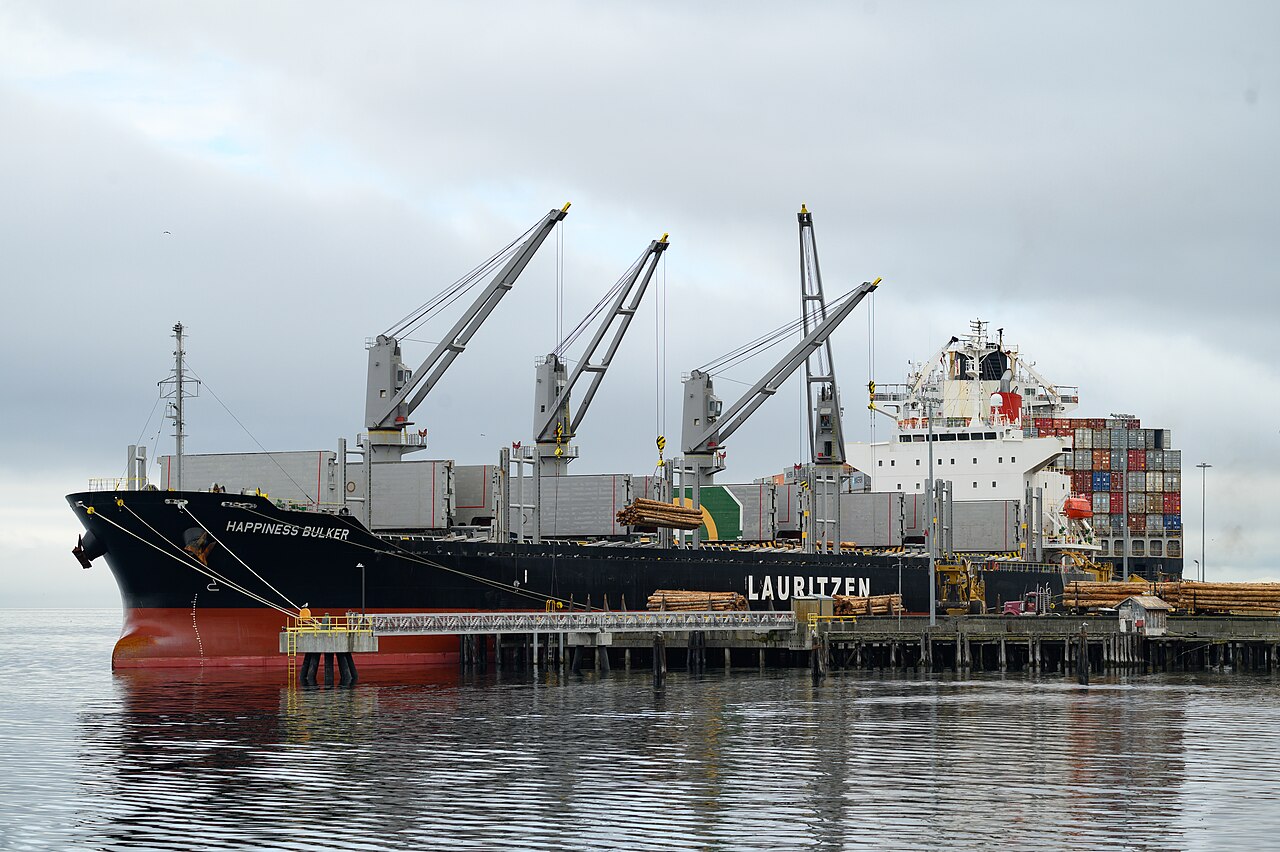 Port Angeles &mdash; 2024-09-11 HAPPINESS BULKER - IMO 9919515 – Port Angeles WA USA