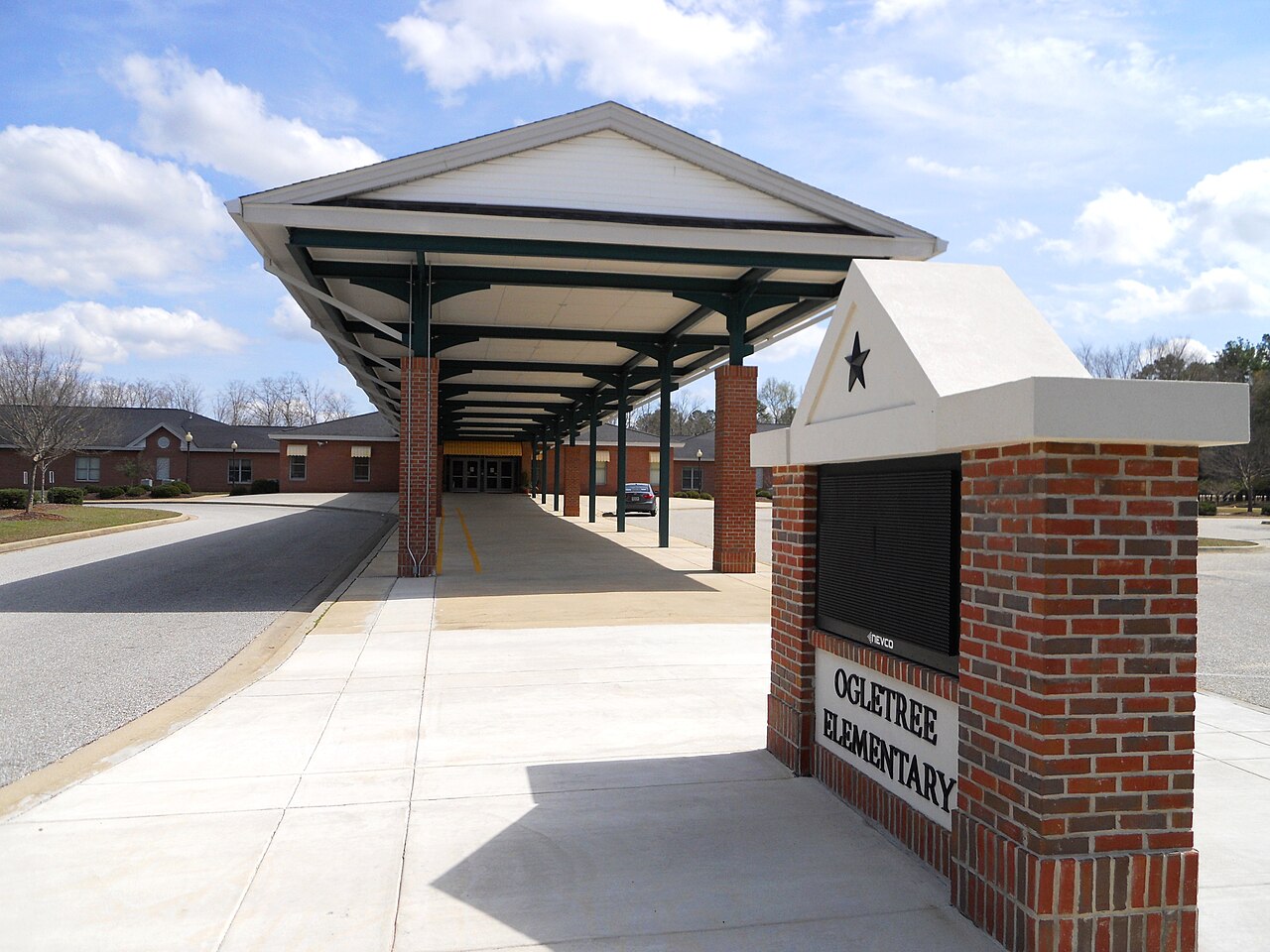 Auburn &mdash; Ogletree Elementary School, Auburn, Alabama - 20110314