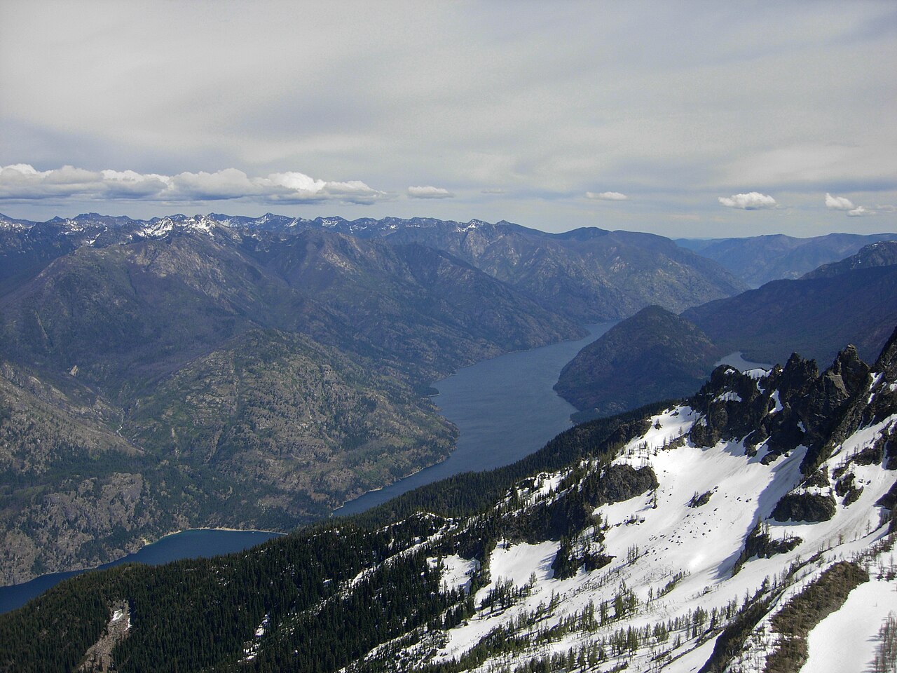 Lake Chelan — Lake Chelan from Castle Rock (8dd37d134c384714b322012c2ca66ca1)