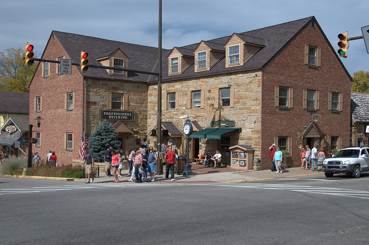 Nashville &mdash; Nashville Indiana - Corner of Main street (6236000023)