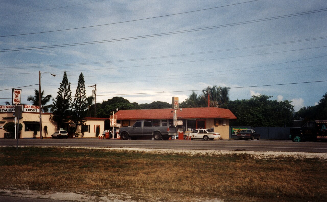 Islamorada &mdash; Nacho's Market, Islamorada, Florida, 1995 - 01
