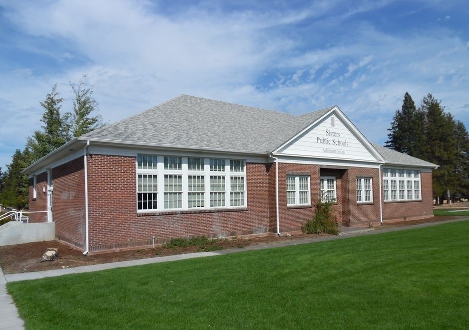 Sisters &mdash; Sisters school district headquarters (south facade), Sisters, Oregon