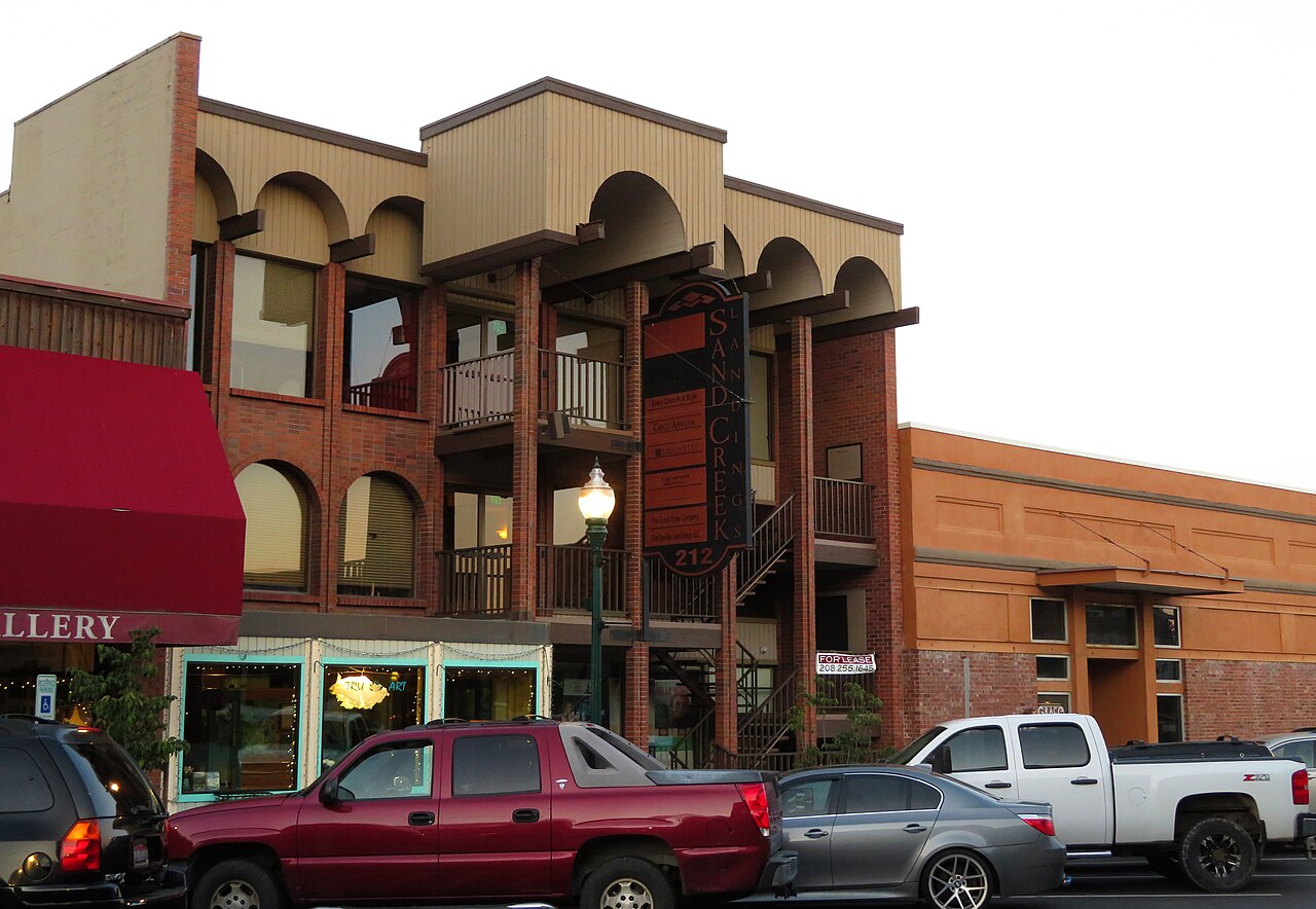 Sandpoint &mdash; Sandpoint, Idaho (50082769833)