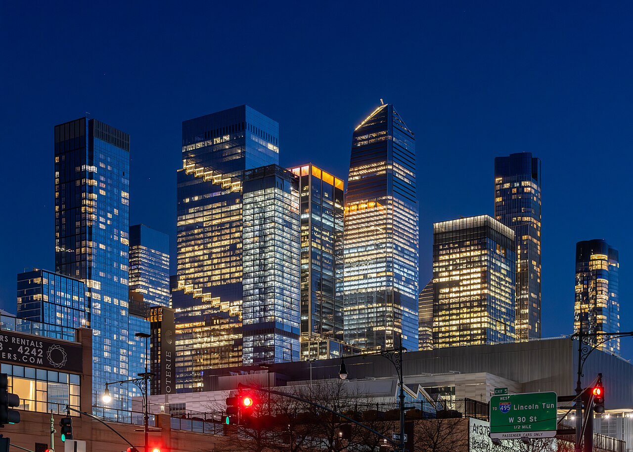 Hudson &mdash; At New York City 2025 001 - Hudson Yards skyline, New York, at night