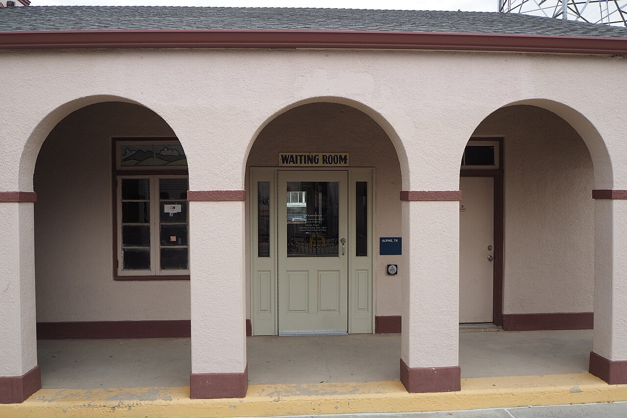 Alpine — Alpine Texas Amtrak Station Waiting Room