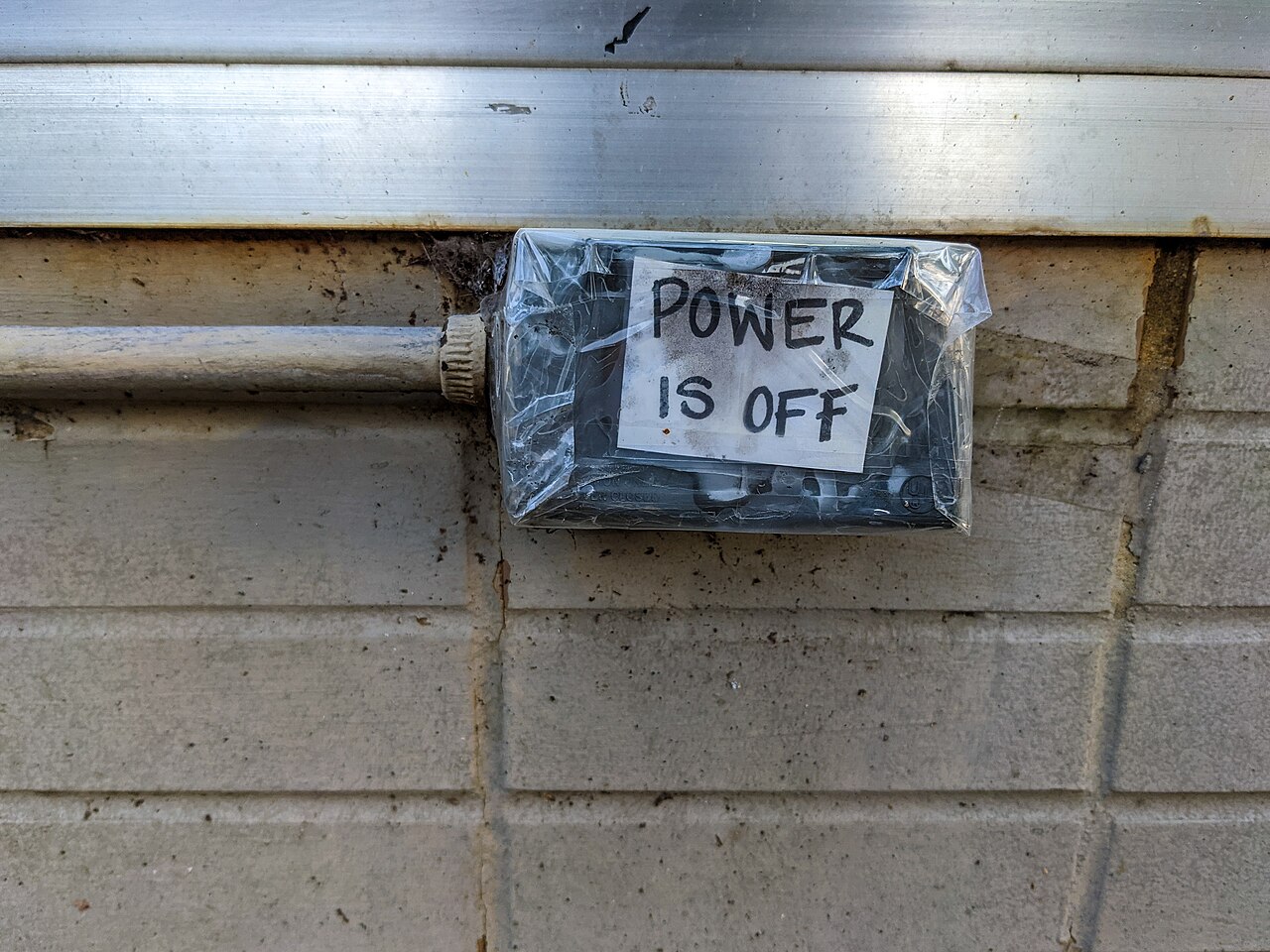 Tuscaloosa — Power Is Off - Tuscaloosa, Alabama, July 2021