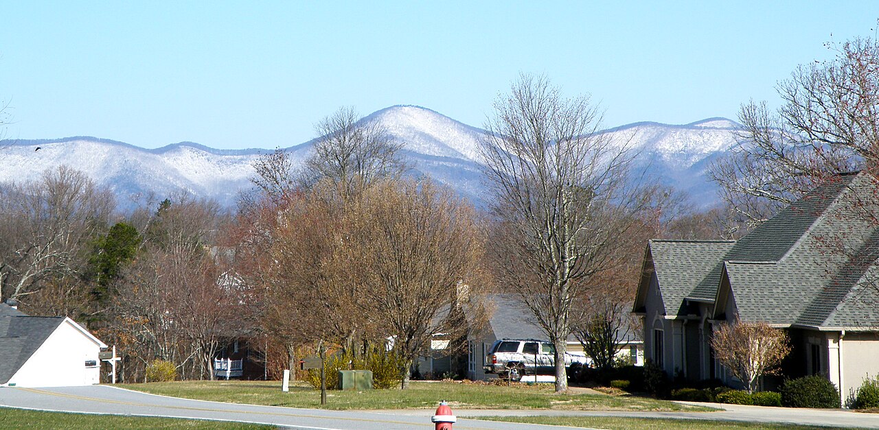 Dahlonega — Sky Country Dahlonega, GA - panoramio