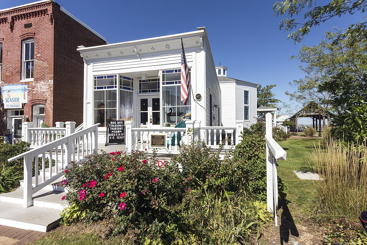 Chincoteague — Chincoteague Library VA1